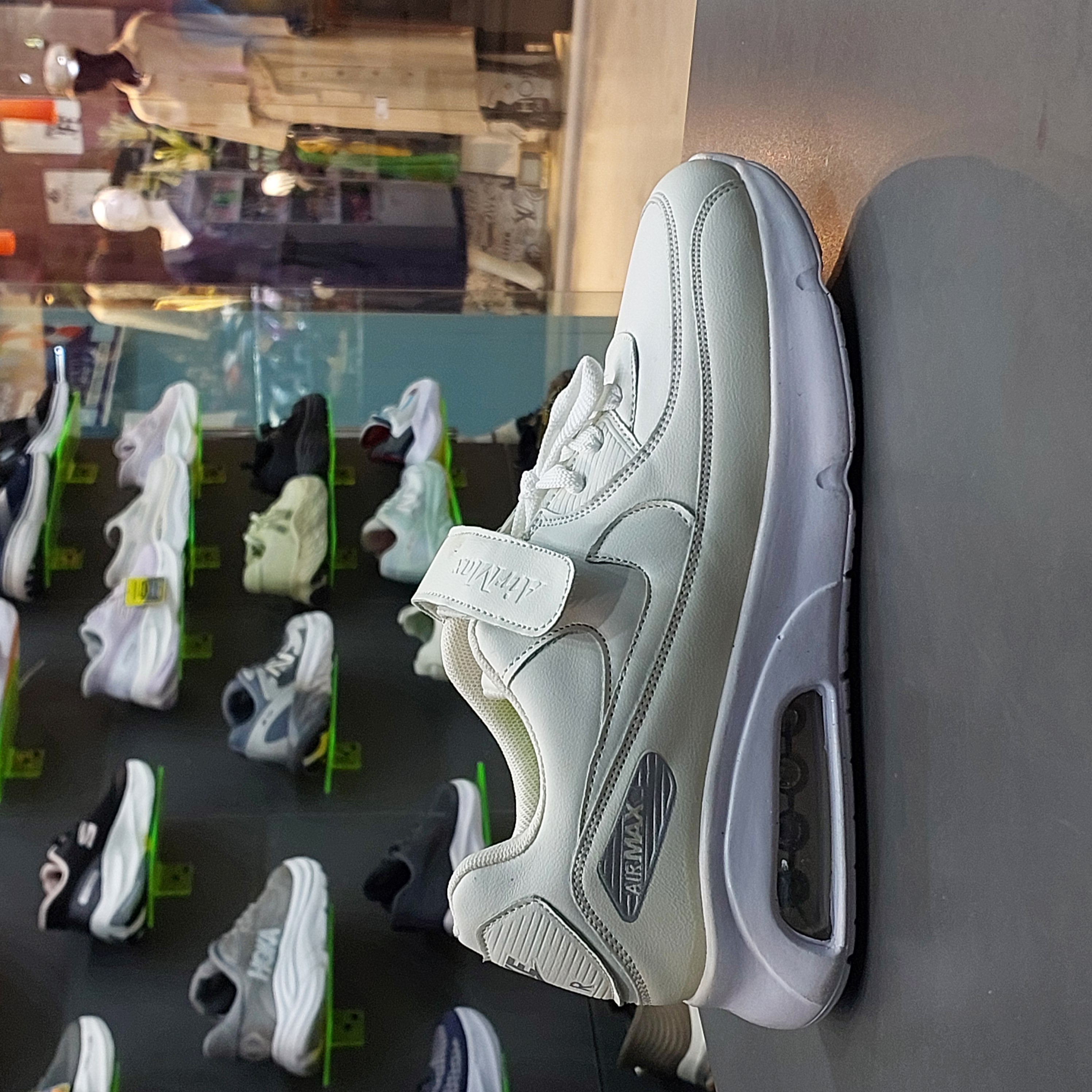 کفش اسپرت نایک AIR MAX بچه‌گانه ایرانی سایز ۳۲ تا 36